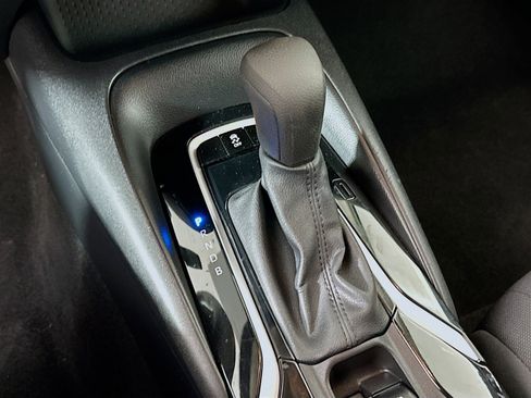 Used 2020 Toyota Corolla LE w/ Carpet Mat Package (TMS) FWD image 23