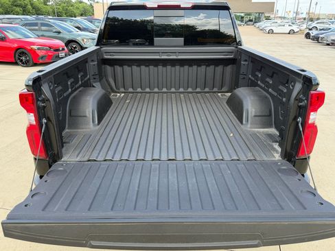 Used 2025 Chevrolet Silverado 1500 LTZ w/ LTZ Convenience Package II RWD image 31