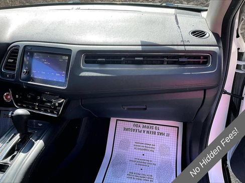 Used 2019 Honda HR-V EX image 14