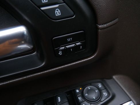 Used 2020 GMC Sierra 2500 Denali w/ Denali Ultimate Package image 15