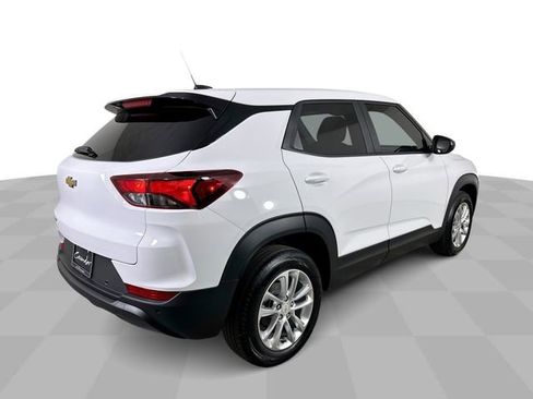 New 2026 Chevrolet TrailBlazer LS w/ LS Convenience Package FWD image 8