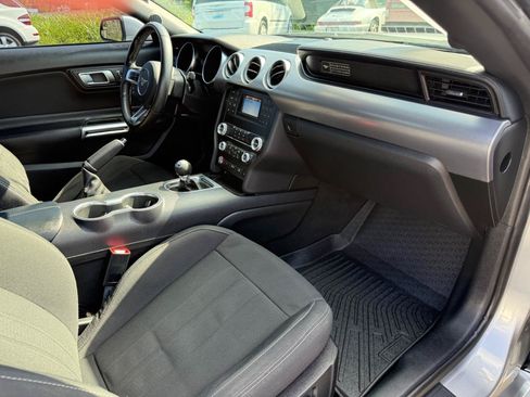 Used 2020 Ford Mustang GT RWD image 19