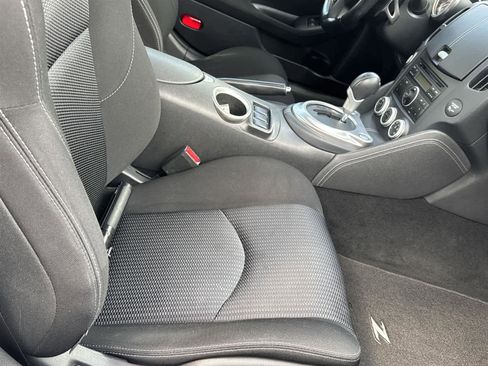 Used 2013 Nissan 370Z Coupe image 15