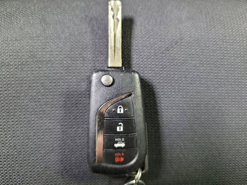 Used 2023 Toyota Corolla LE FWD image 32