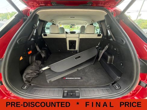 Used 2023 Mitsubishi Outlander SEL AWD/4WD image 14