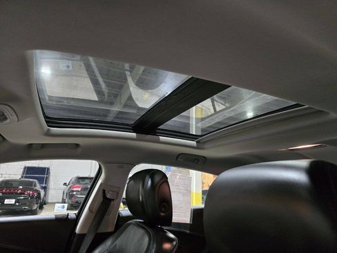 Used 2010 Buick LaCrosse CXL w/ Luxury Package image 28