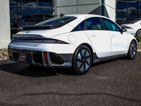 Used 2023 Hyundai Ioniq 6 SE image 6