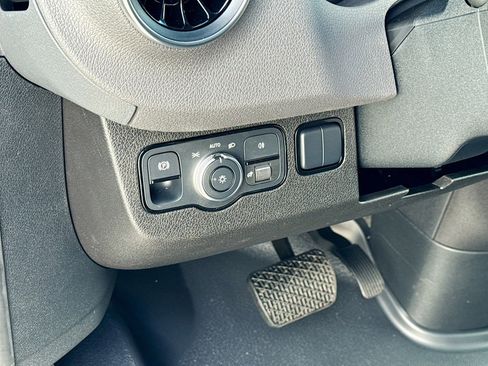 New 2026 Mercedes-Benz Sprinter 2500 image 10