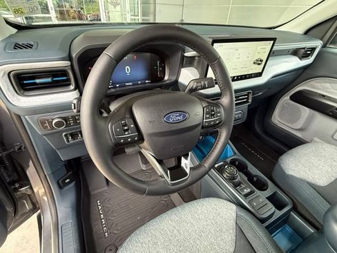 Used 2025 Ford Maverick XLT w/ XLT Luxury Package AWD/4WD image 10