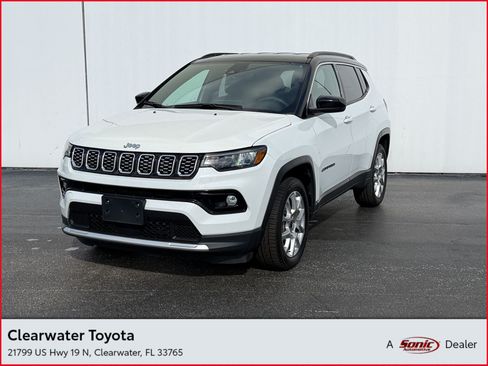 Used 2025 Jeep Compass Limited AWD/4WD image 1