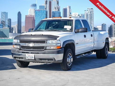 Used 2001 Chevrolet Silverado 3500 LS RWD image 1