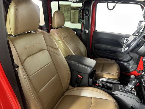 Used 2021 Jeep Wrangler Unlimited Sahara w/ Cold Weather Group image 29