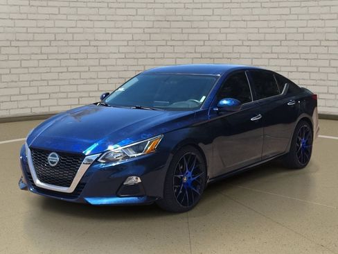 Used 2020 Nissan Altima 2.5 S FWD image 1