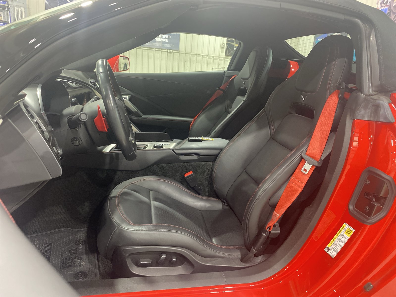 Used 2017 Chevrolet Corvette Stingray Convertible RWD image 13