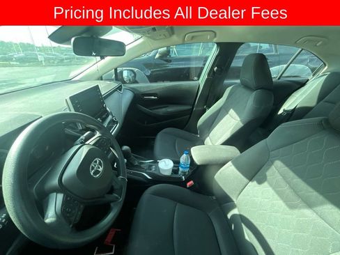 Used 2021 Toyota Corolla LE FWD image 9