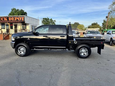 Used 2015 RAM 2500 Tradesman w/ Chrome Appearance Group image 5