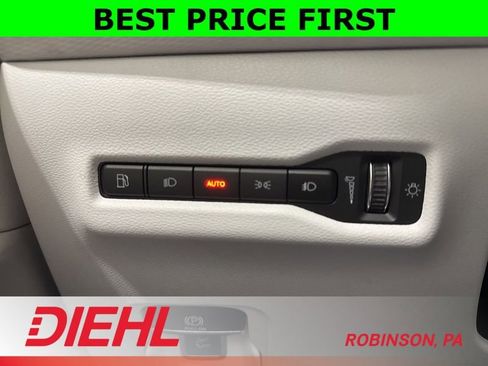 New 2026 Jeep Cherokee Limited image 25