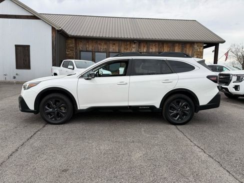 Used 2020 Subaru Outback Onyx Edition XT w/ Popular Package #2 image 2