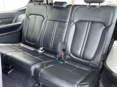 New 2026 Jeep Grand Wagoneer Limited w/ 8-Passenger Seating Package image 18