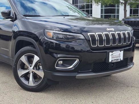 Certified 2022 Jeep Cherokee Limited AWD/4WD image 2