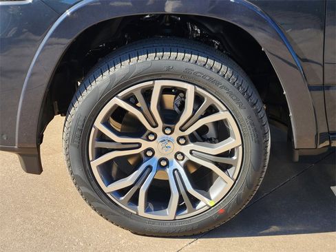 New 2026 RAM 1500 Tungsten w/ Trailer Tow Group image 7