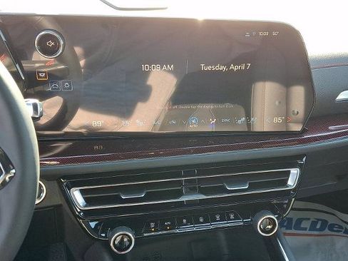 New 2026 Chevrolet Traverse RS w/ LPO, Floor Liner Package image 9