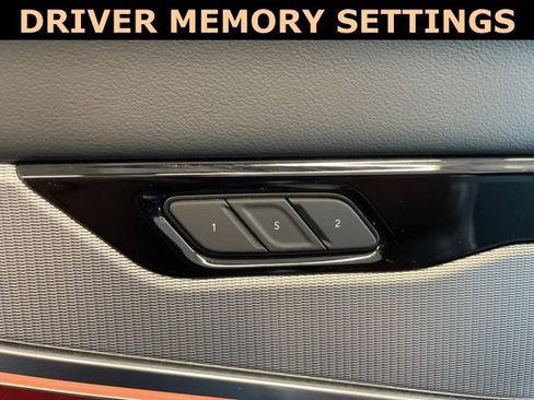 Used 2024 Jeep Wagoneer Launch Edition image 13