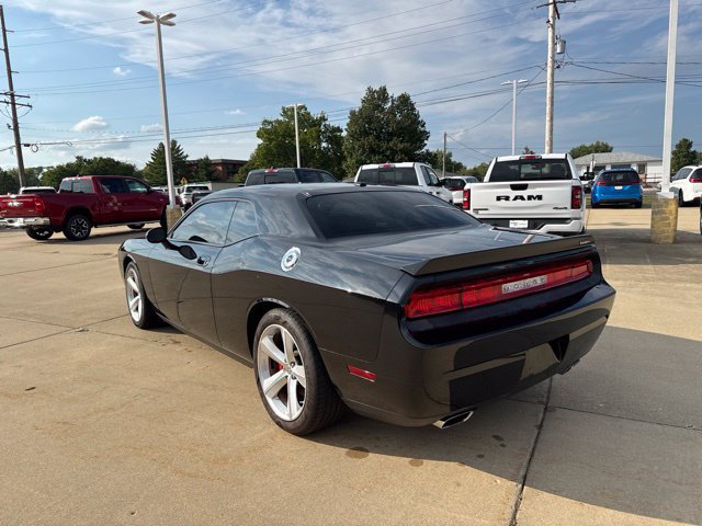 Used 2009 Dodge Challenger SRT8 RWD image 5