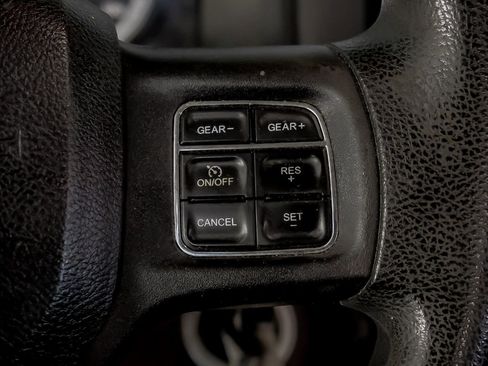 Used 2014 RAM 1500 Express image 16