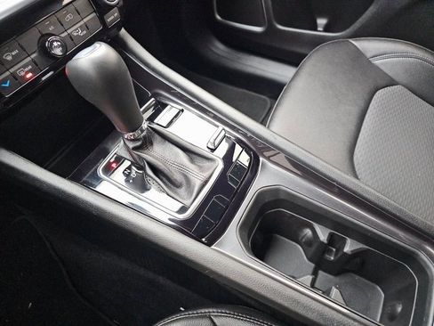 Used 2024 Jeep Compass Latitude image 31