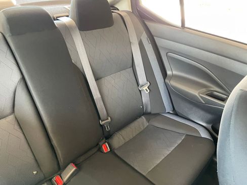 Used 2025 Nissan Versa SV image 35