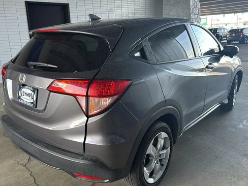 Used 2016 Honda HR-V EX image 6