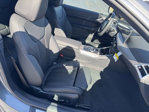 Used 2025 BMW 430i Coupe w/ Convenience Package image 13