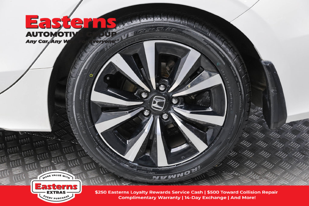 Used 2022 Honda Civic EX-L image 9