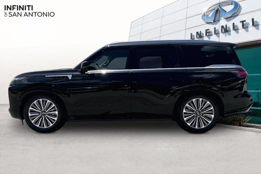New 2027 INFINITI QX80 Luxe RWD image 7