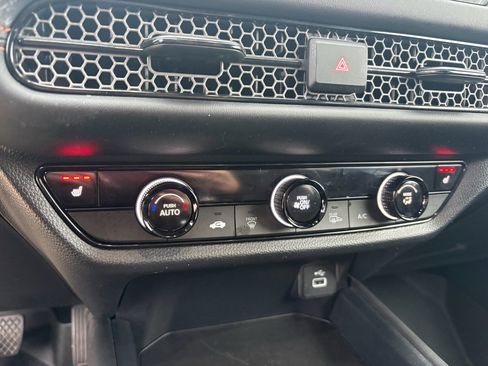 Certified 2024 Honda HR-V Sport image 18