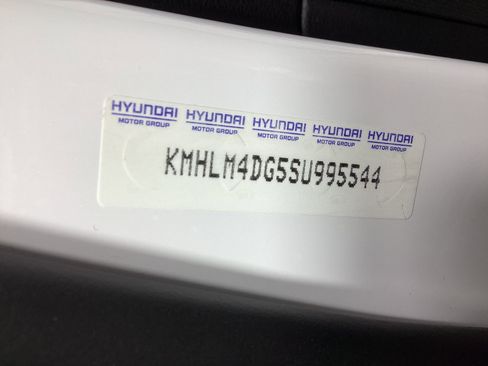 Used 2025 Hyundai Elantra Sport FWD image 25