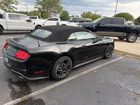 Used 2020 Ford Mustang Premium RWD image 7