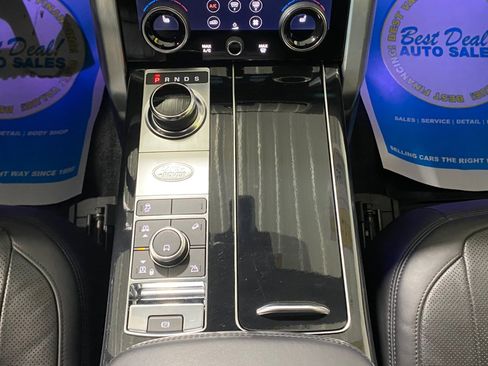 Used 2019 Land Rover Range Rover Supercharged image 14