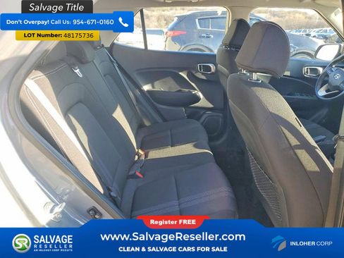 Used 2020 Hyundai Venue SEL w/ Convenience Package image 15