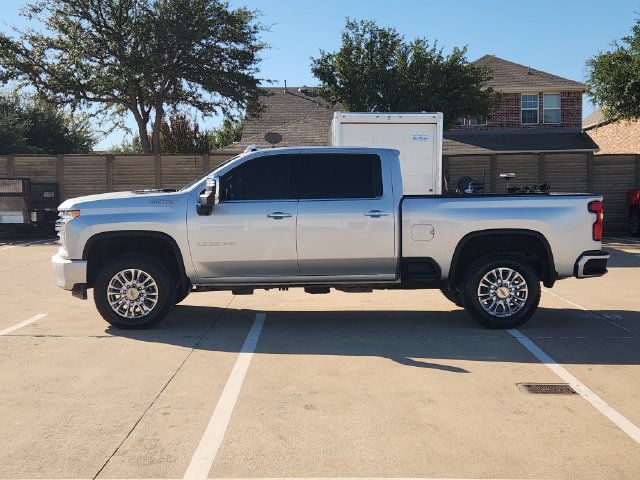 Used 2023 Chevrolet Silverado 2500 High Country w/ Technology Package AWD/4WD image 12