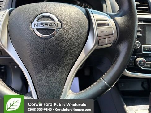 Used 2018 Nissan Altima 2.5 SV FWD image 15