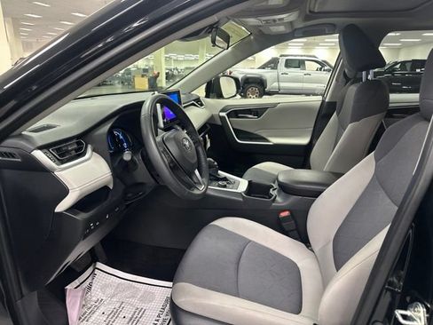 Certified 2024 Toyota RAV4 XLE AWD/4WD image 9