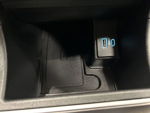 Certified 2024 Ford Edge SEL w/ Convenience Package image 24