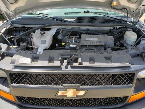 Used 2016 Chevrolet Express 2500 LS RWD image 26
