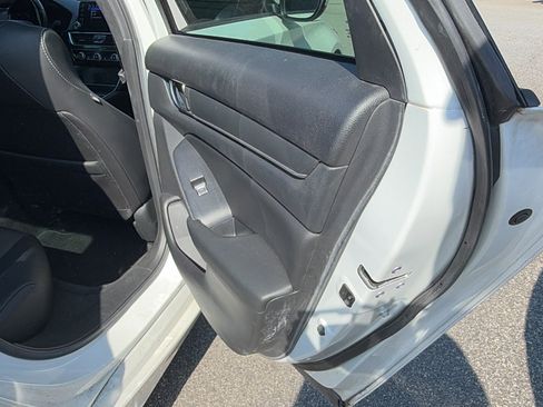 Used 2020 Honda Accord Sport image 18