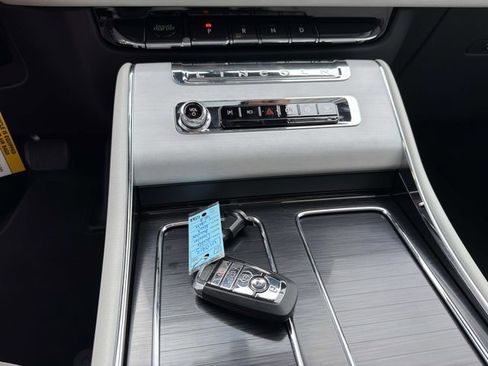 New 2026 Lincoln Aviator Reserve image 33