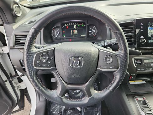 Certified 2022 Honda Passport TrailSport image 19