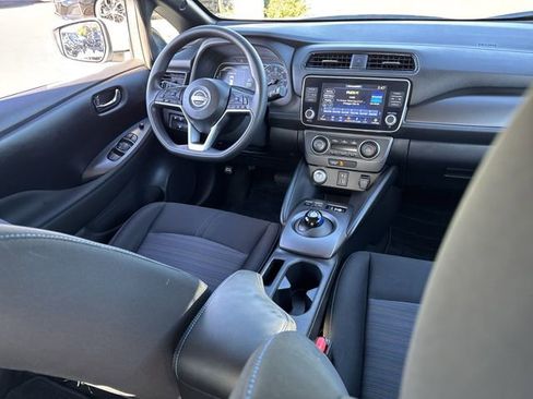 Certified 2025 Nissan Leaf S image 21