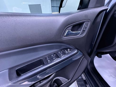 Used 2016 Chevrolet Colorado Z71 image 12